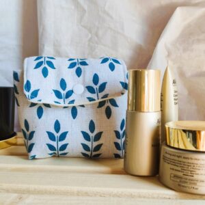 Poppy pouch - Teal Meadows